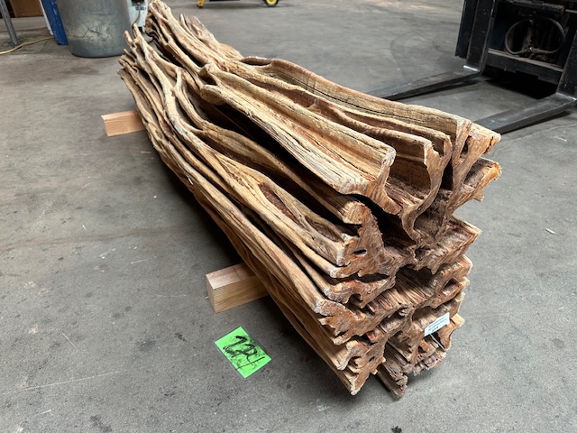 Brasiletta Log #274 Live Edge