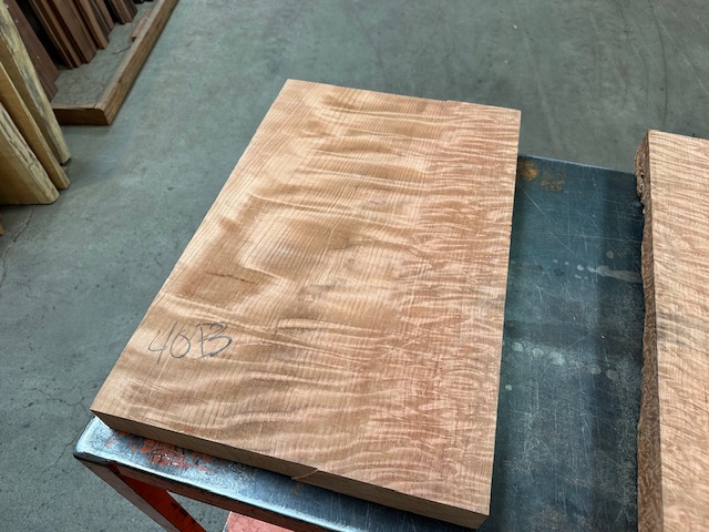 Curly Redwood 40B