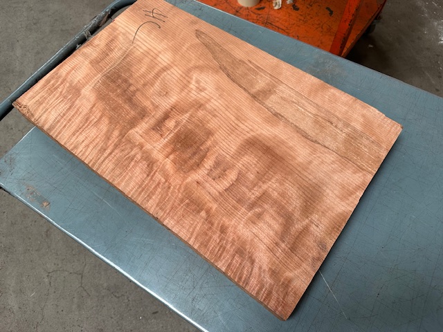 Curly Redwood 41C